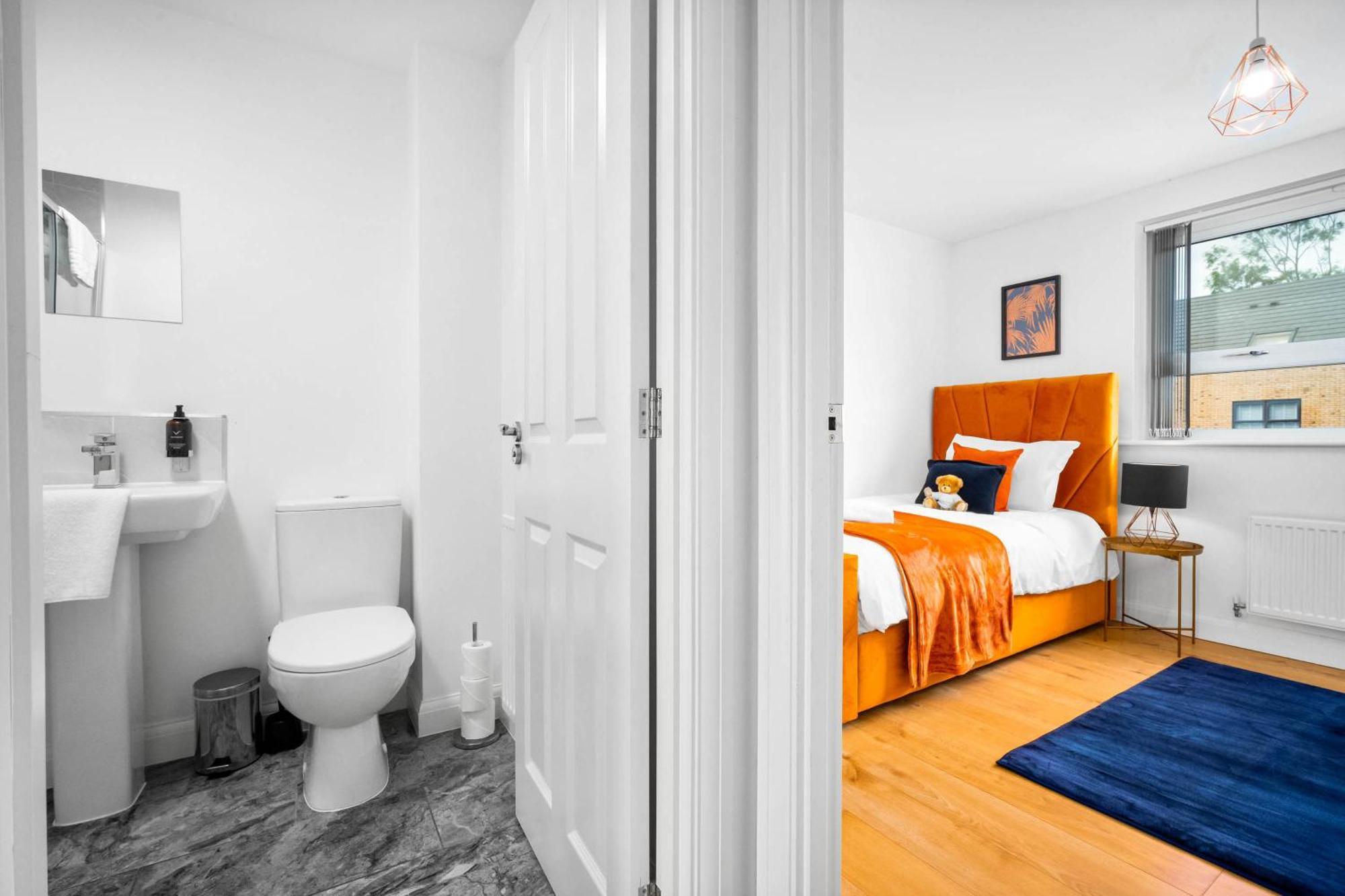 Luxury City Centre 5 Bed House With En-Suite, Bbq, On-Site Parking By Azura Nights Birmingham Exterior photo